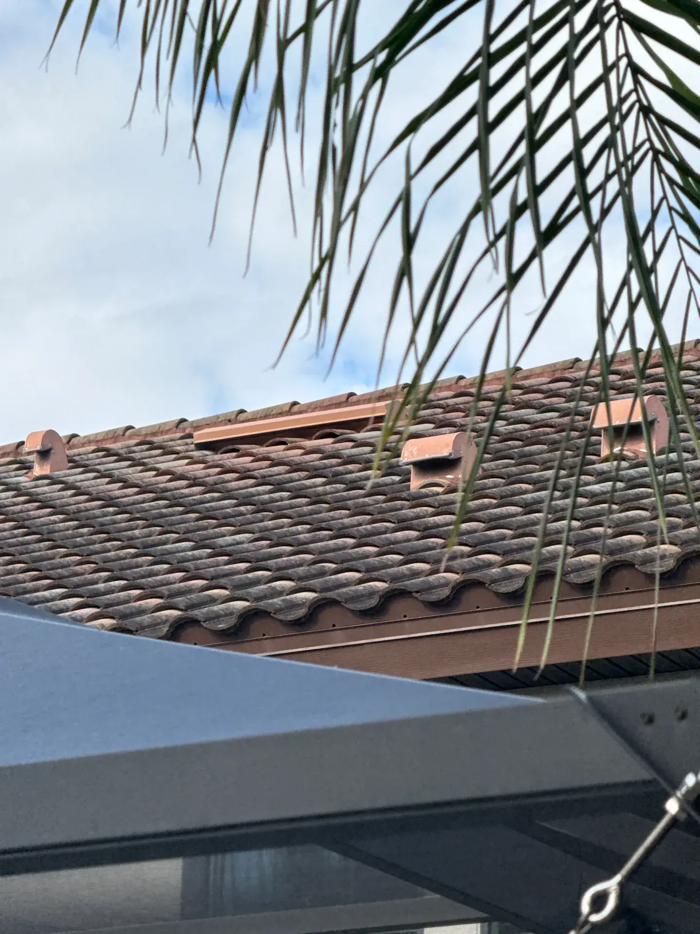 Roof repair project photo 1